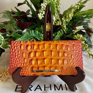 🧡💕NWOT PASSION FRUIT BRAHMIN ADY WALLET💕🧡